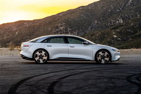 lucid air grand touring review